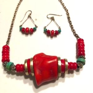 🎉 Host Pick 🎉 Red Coral And Turquoise necklace and earrings set